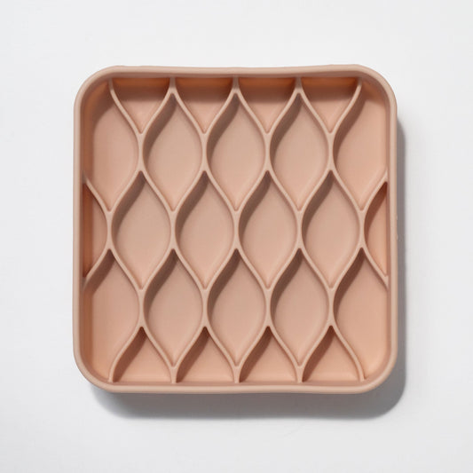 argyle slow feeder bowl - rose water