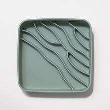 beach slow feeder bowl - seafoam URBAN PAW PETS